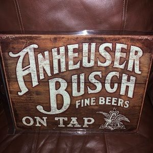 Anheuser Busch find beers on tap
Collectible Vintage Metal Sign!